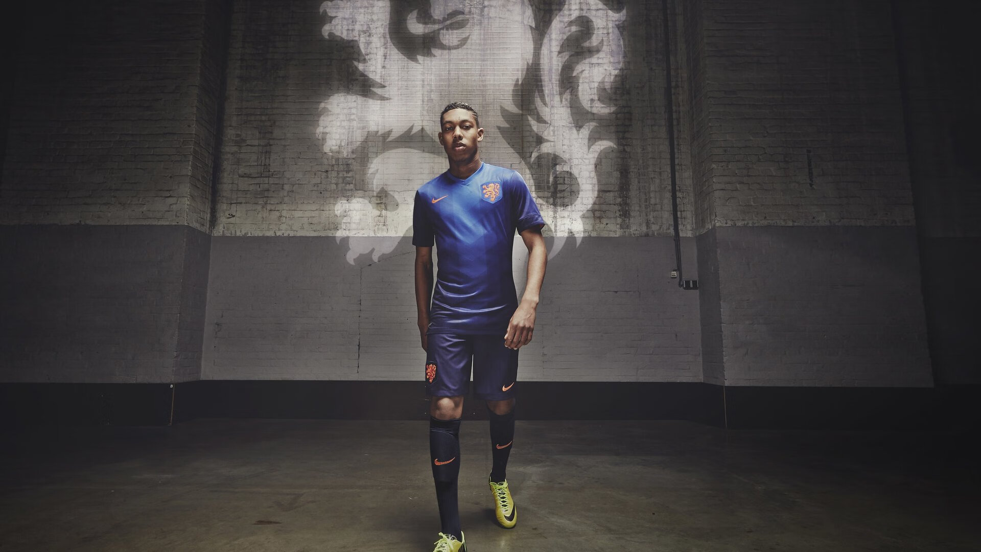 9游电竞资讯-赛段内幕揭秘：车手如何逐渐破解赛道难题？，赛道教程